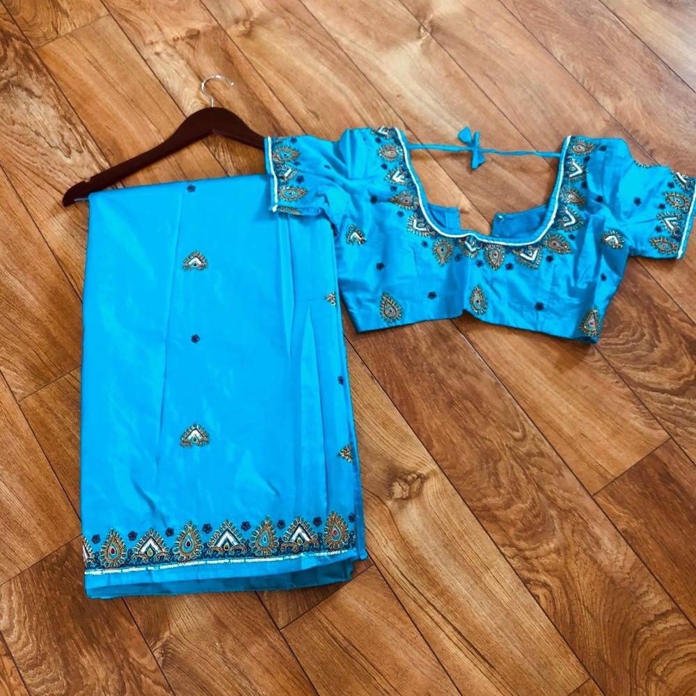 Indian Raw Silk Handcrafted Saree